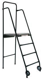 FREE STANDING JUDGES STAND